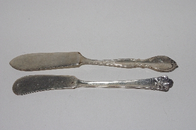 +MBAMG #00016-0042  "Vintage Set Of 2 Butter Knives"
