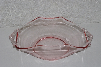 +MBAAC #01-9479  "Beautiful Pink Glass Serving Dish"