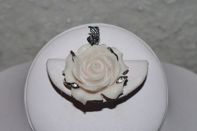 +MBAAC #01-9437  "Hand Carved White Bone Rose Pendant"