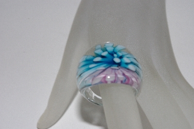 +MBAAC #01-9521  "Floral Art Glass Ring"