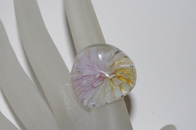 +MBAAC #01-9524  "Fancy Floral Art Glass Ring"
