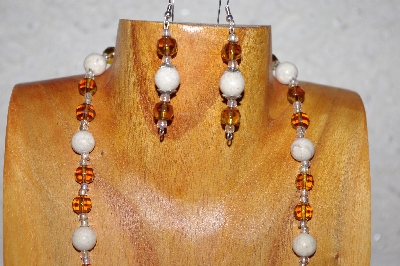+MBAAC #02-9720  "Valley Oak Acorn Beads,Honey & White Bead Necklace & Earring Set"
