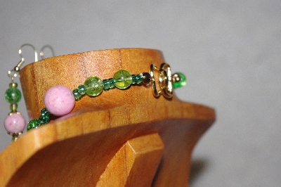 +MBAAC #02-9776  "Valley Oak Acorn Beads, Pink & Green Bead Necklace & Earring Set"
