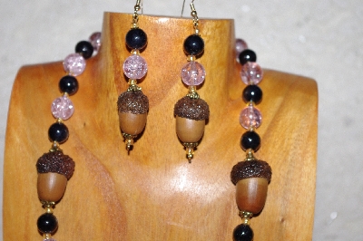 +MBAAC #02-9833  "White Oak Acorn Beads, Pink & Black Bead Necklace & Earring Set"