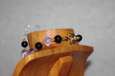 +MBAAC #02-9833  "White Oak Acorn Beads, Pink & Black Bead Necklace & Earring Set"