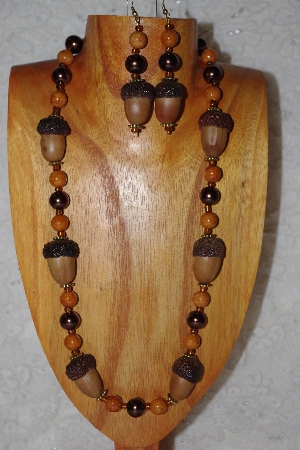 +MBAAC #02-9848  "White Oak Acorn Beads & Brown Bead Necklace & Earring Set"