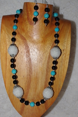+MBAAC #02-9853  "Pearl White Hand Made Cluster Beads, Blue & Black Bead Necklace & Earring Set"