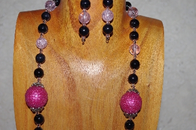 +MBAAC #02-9858  "Pearl White Hand Made Cluster Beads, Black & Pink Bead Necklace & Earring Set"