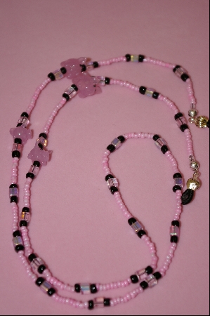 +MBA #1-108  Pink Glass Mother Pigs & Baby Pigs