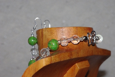 +MBAAC #03-0117  "One Of A Kind Green & Clear Bead Necklace & Earring Set"