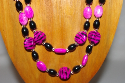 +MBADS #001-581  "Pink & Black Bead Double Strand Necklace & Earring Set"