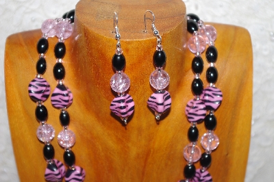 +MBADS #001-545  "Pink & Black Bead Double Strand Necklace & Earring Set"