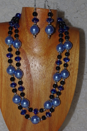 +MBADS #04-0716  "Blue & Black Bead Necklace & Earring Set"