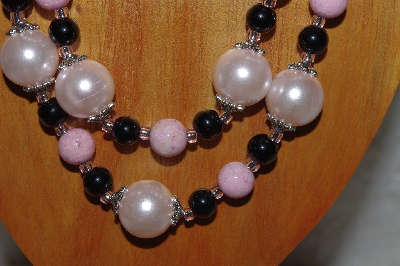 +MBADS #04-0752  "Pink & Black Bead Necklace & Earring Set"