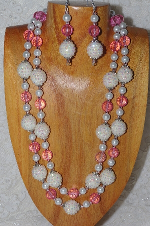 +MBADS #04-780  "Pink & White Bead Necklace & Earring Set"