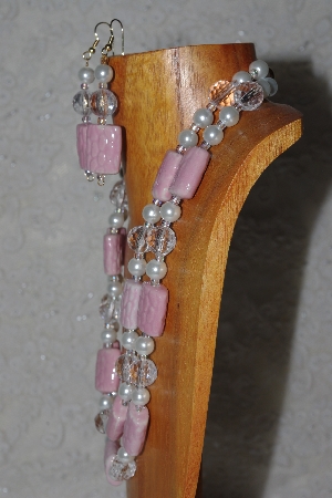 +MBADS #04-830  "Pink, Clear & White Bead Necklace & Earring Set"
