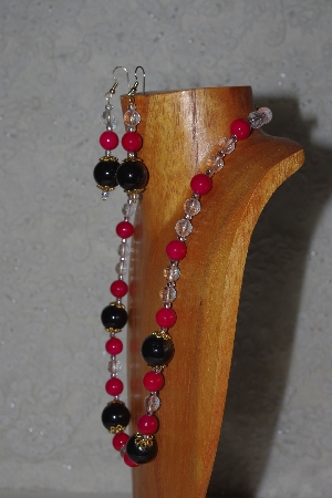 +MBADS #04-1025  "Dark Rose, Black & Clear Bead Necklace & Earring Set"