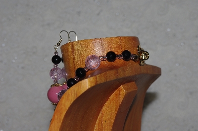 +MBADS #04-1016  "Pink & Black Bead Necklace & Earring Set"
