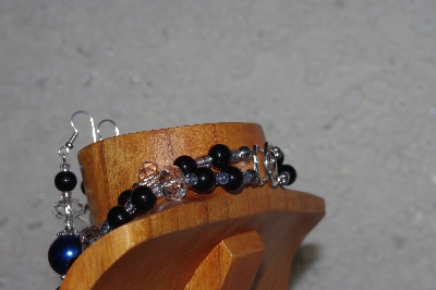 +MBADS #05-0069  "Black, Blue & Clear Bead Necklace & Earring Set"