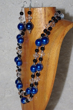 +MBADS #05-0069  "Black, Blue & Clear Bead Necklace & Earring Set"