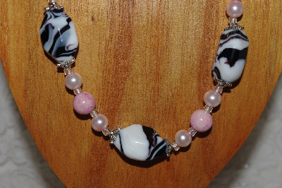 +MBASS #0003-0042  "Black,White & Pink Bead Necklace & Earring Set"