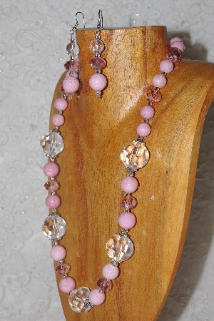 +MBAHB #58-0100  "Pink & Clear Bead Necklace & Earring Set"