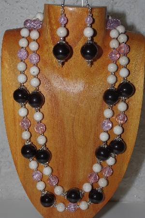 +MBAHB #58-0149  "White,Pink & Black Bead Necklace & Earring Set"