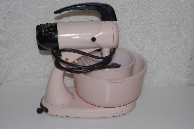 +MBAVG #101-194  "Vintage Pink SunBeam Mixmaster 10 Speed Mixer"