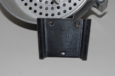 +MBAVG #101-0113  "Vintage Dazey Kitchen Helps Juicer"