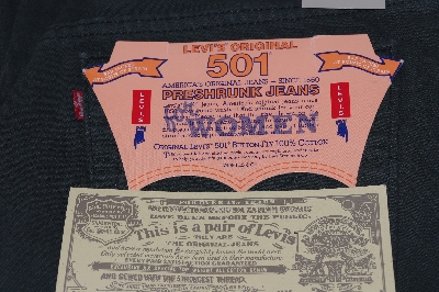 +MBAMG #100-0055  Size 11-30x31  "Older 1990's  Ladies DK Green 501 Jeans"