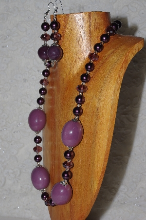 +MBAMG #100-0233  "Purple Bead Necklace & Earring Set"