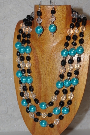 +MBAHB #033-0145  "Aqua Blue Shell Pearl & Mixed Bead Necklace & Earring Set"