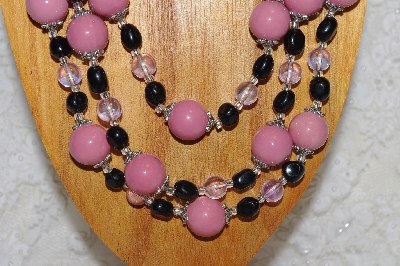 +MBAHB #033-0119  "Pink Porcelain & Mixed Bead Necklace & Earring Set"