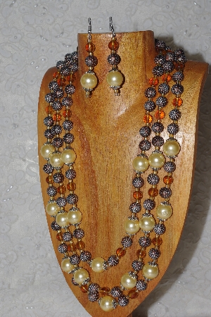 +MBAHB #033-0086   "Golden Shell Pearls & Mixed Bead Necklace & Earring Set"