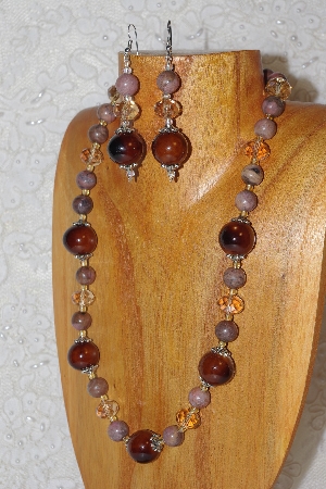 +MBAHB #033-259  "Brown Porcelain & Mixed Bead Necklace & Earring Set"