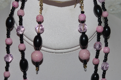+MBAEG #001-0172  "Black & Pink"