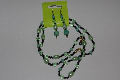 +MBAEG #001-0186  "Green & Black"