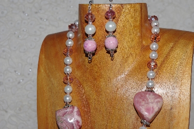 +MBCH #01-009  "Pink & White"