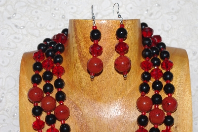 +MBAHB #18-0037  "Red & Black"