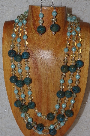 +MBAHB #18-0046  "Blue/Green & Pale Yellow"