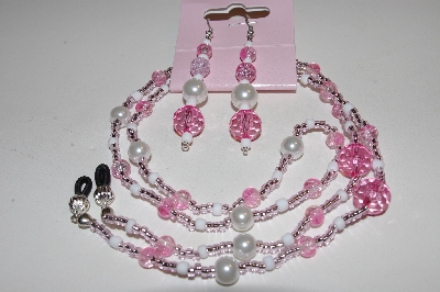+MBAEG #0016-0059  "Pink & White"