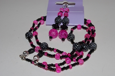 +MBAEG #0016-0019  "Black & Pink"