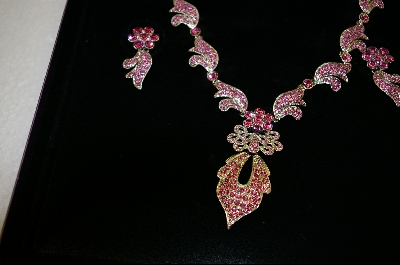 +Suzanne Somers Pink Crystal Necklace With Matching Pierced Earrings