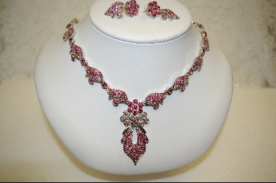 +Suzanne Somers Pink Crystal Necklace With Matching Pierced Earrings