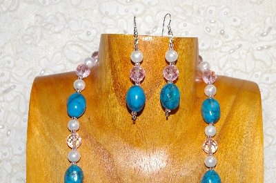 +MBAHB #0025-0098  "Blue,Pink & White"