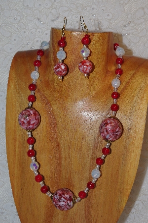 +MBAHB #314-0094  "Red & Opalesent" 