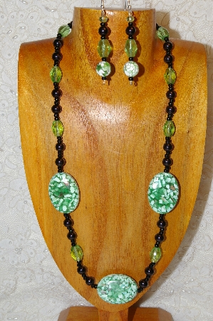 +MBAHB #G001-0017  "Green & Black"