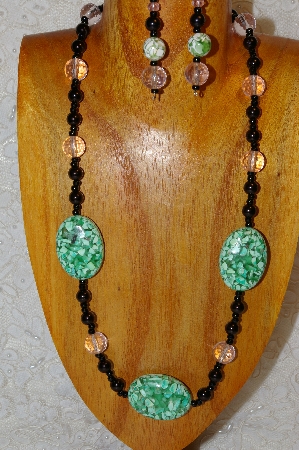 +MBAHB #G001-0033  "Green,Pink & Black"