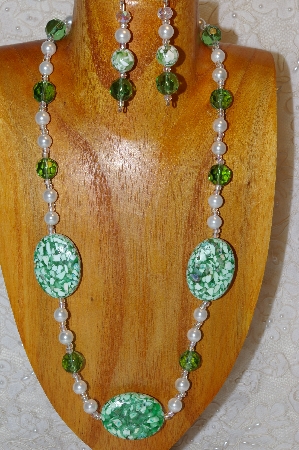 +MBAHB #G001-0010  "Green & White"