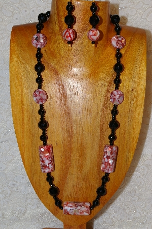 +MBAHB #R001-0042  "Red & Black"